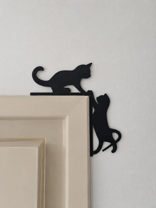 Katzen türrahmendekoration - spielende kätzchen