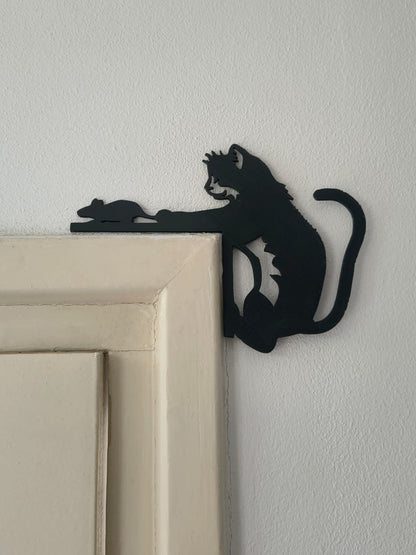Katzen Türrahmendekoration - Katze mit Maus